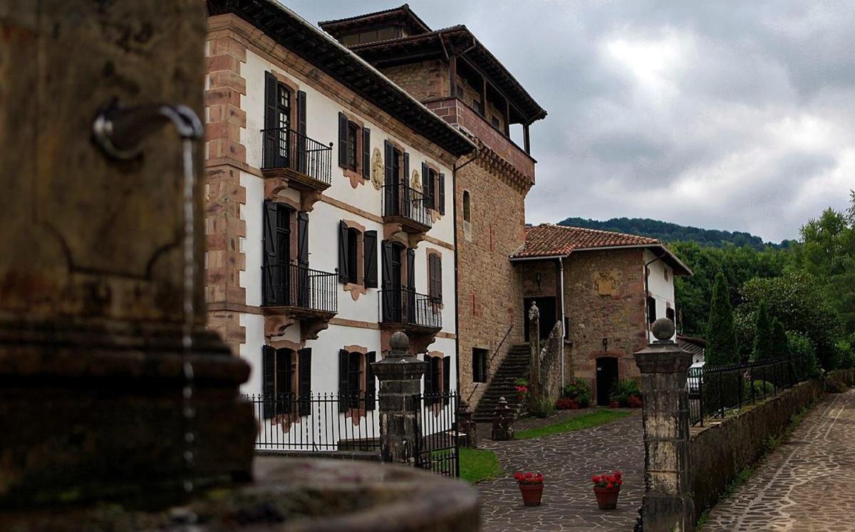 Pedroenea Apartamento Elizondo Dış mekan fotoğraf